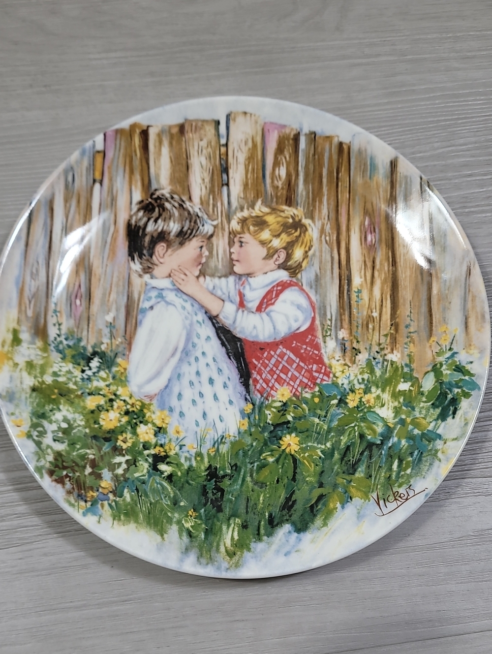 Vintage Wedgwood “Be My Friend” Plate Mary Vickers My Memories 1981 Cottage